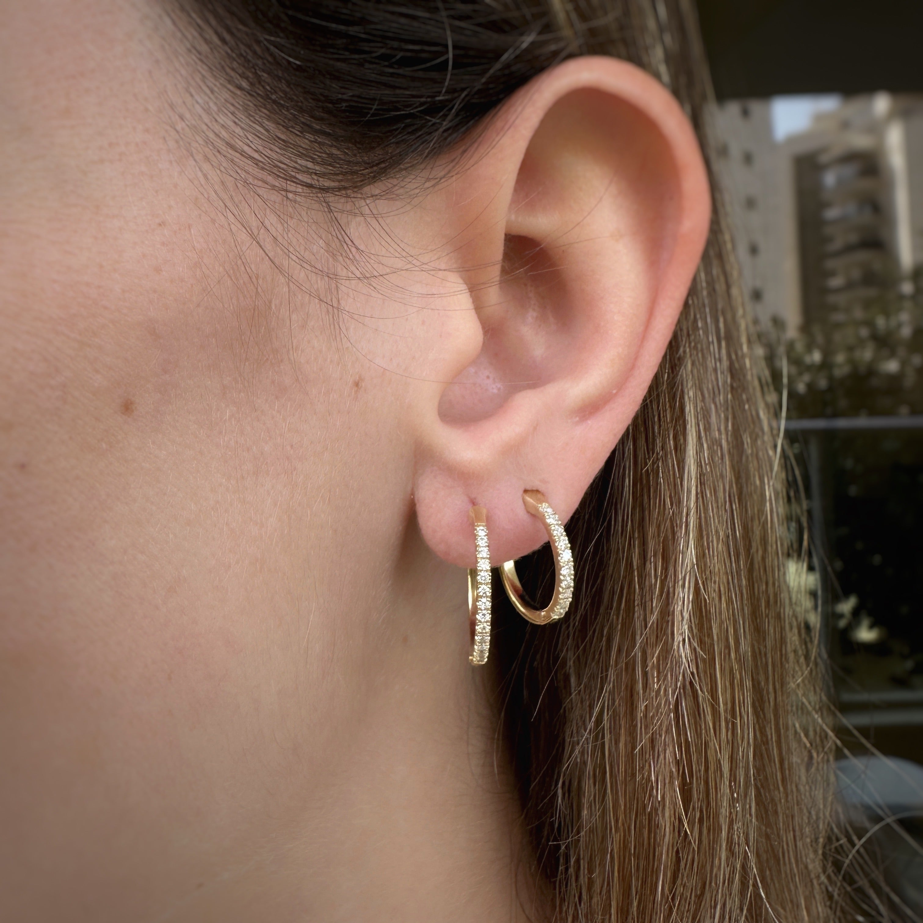 Sparkly Hoops | M