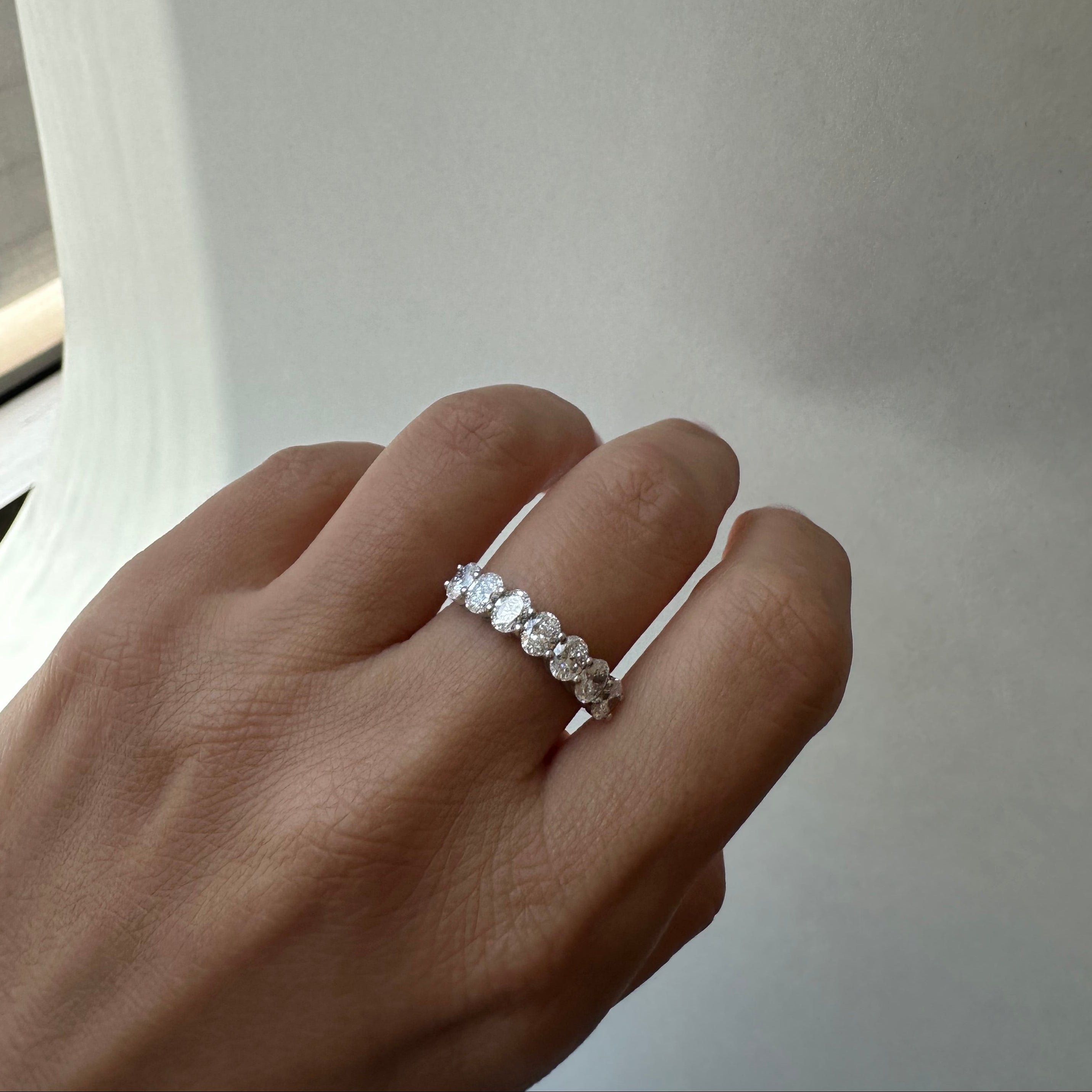 Seven Oval Cut Band | M
